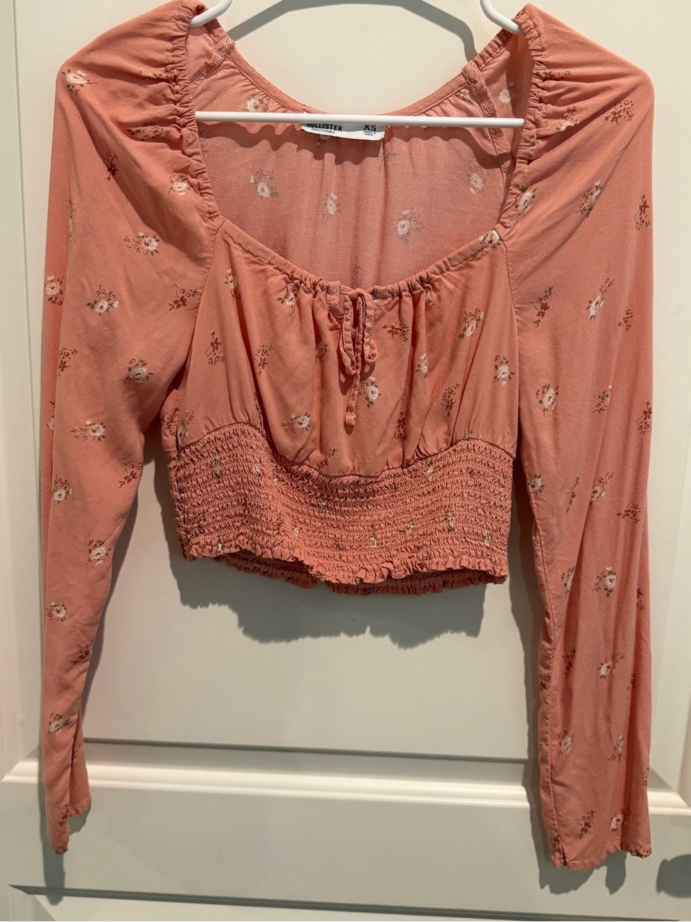 Hollister Dusty Rose Floral Smocked Long-Sleeve Crop Top
